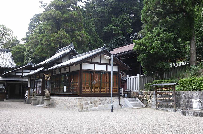 ◉◉県◉◉市に鎮座する「◉◉」|出張撮影・カメラマン