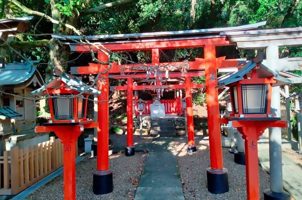 いzに鎮座する「◉◉」｜出張撮影・カメラマン