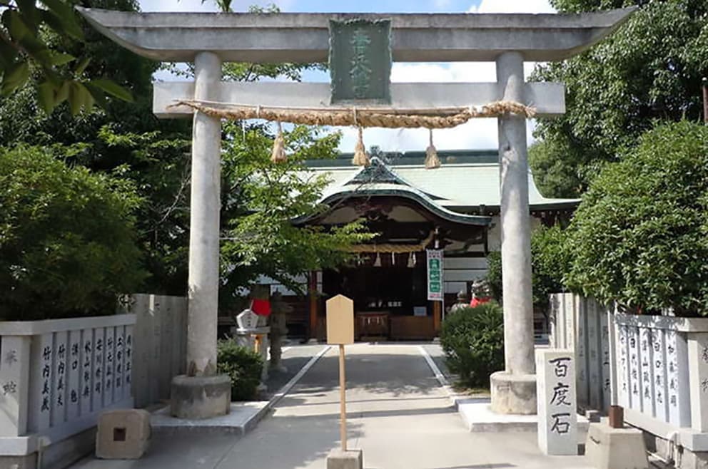 茨木市に鎮座する「春日丘八幡宮」｜出張撮影・カメラマン